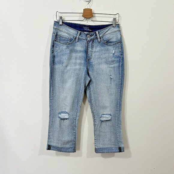 TIME AND TRU Mid Rise Cuffed Crop Jeans Sz 8 Lightwash Distressed TTL29819LD - Picture 1 of 11